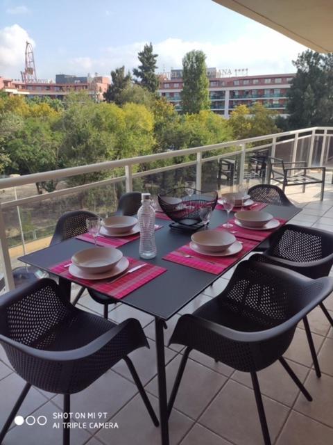 Appart Standing 2 Chambres 2Sdb Clim Piscine Parking Wifi Terrasse 21M2 Local Velo Port-Aventura, Plage, Centre Salou Bagian luar foto