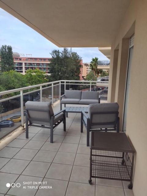 Appart Standing 2 Chambres 2Sdb Clim Piscine Parking Wifi Terrasse 21M2 Local Velo Port-Aventura, Plage, Centre Salou Bagian luar foto