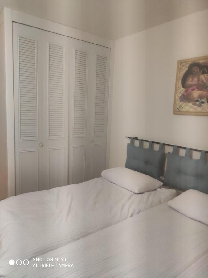 Appart Standing 2 Chambres 2Sdb Clim Piscine Parking Wifi Terrasse 21M2 Local Velo Port-Aventura, Plage, Centre Salou Bagian luar foto